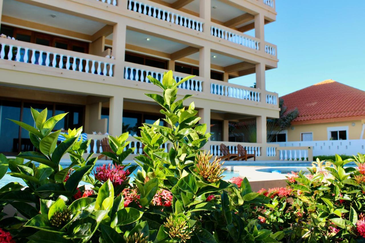 Hol Chan Reef Resort & Villas Сан-Педро Экстерьер фото